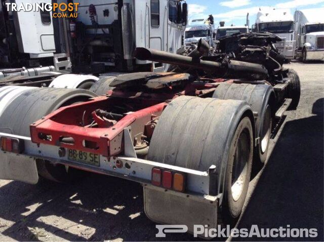 10/08, Freightliner, Columbia CL120, 6 x 4, Prime Mover Wrecking