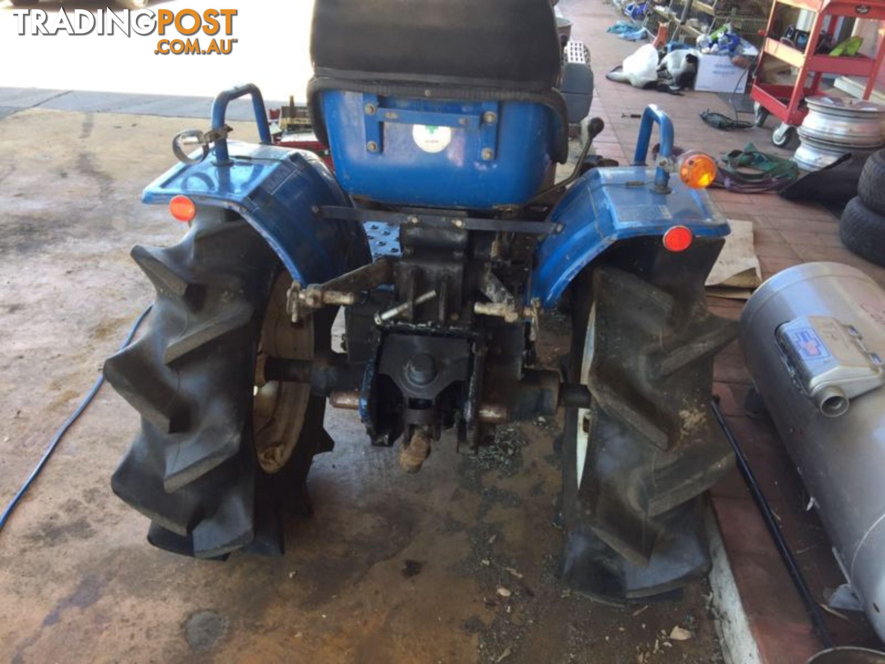 Tx1300 iseki tractor4/4aw