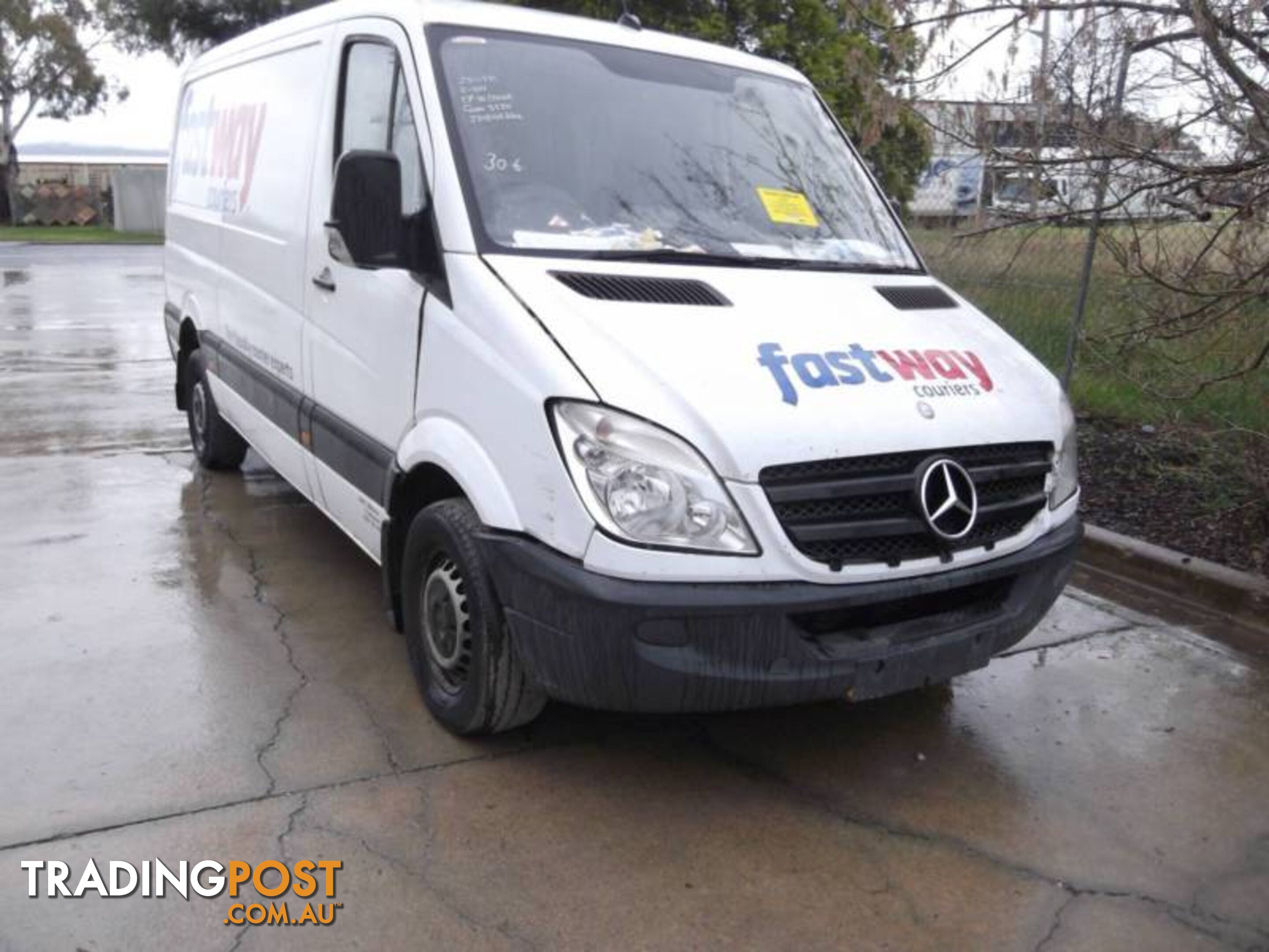 2006 Mercedes Sprinter Van/Minivan Now Wrecking