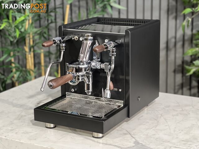 QUICK MILL AQUILA 1 GROUP BRAND NEW BLACK AND TIMBER ESPRESSO COFFEE MACHINE