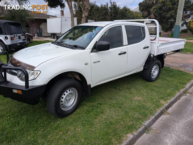 2011 Mitsubishi Triton Ute Manual
