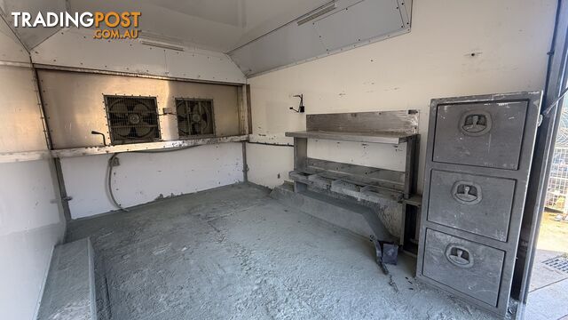 2019 JAG Mobile Spray Booth Trailer | Dual Axle with Diesel Generator & Compressor - photo 4 of 11