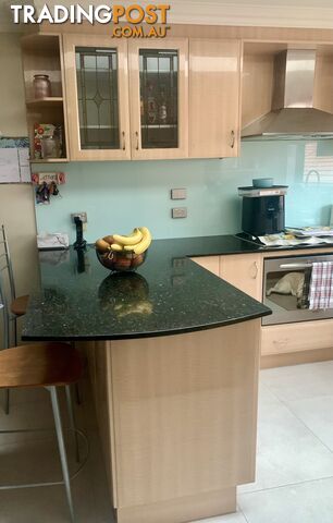 Vinyl wrap kitchen
