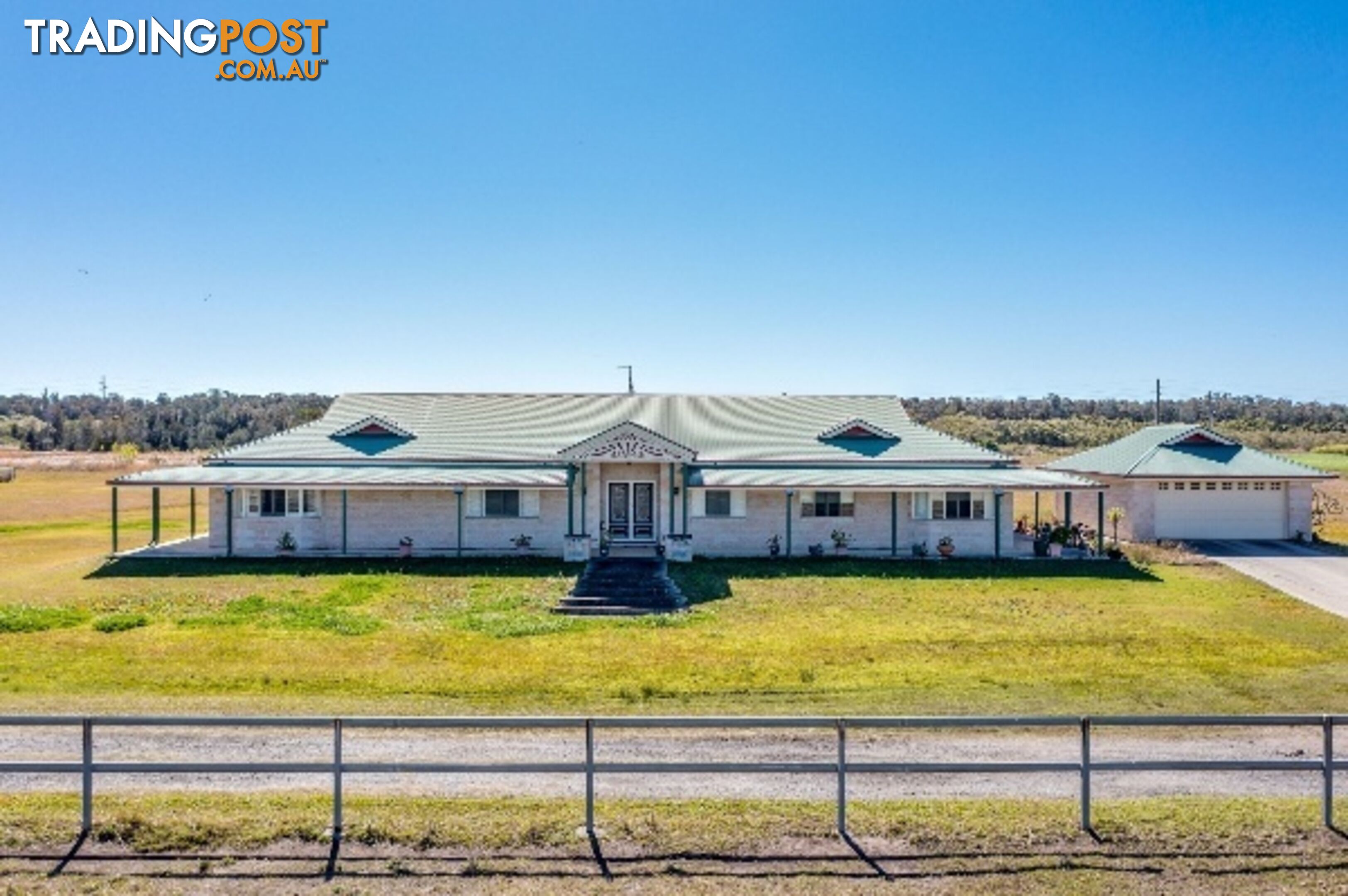 27 Rocky Point Road WOONGOOLBA QLD 4207