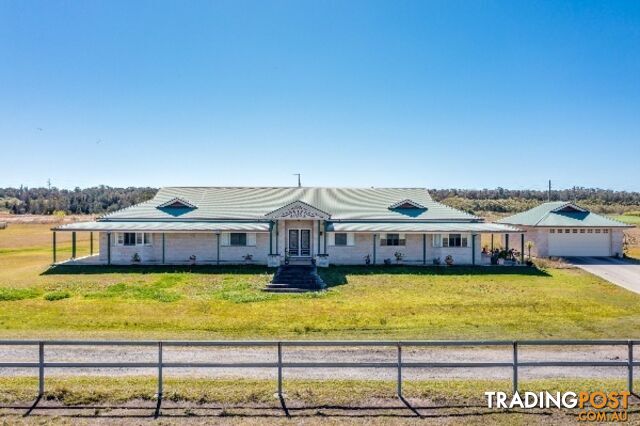 27 Rocky Point Road WOONGOOLBA QLD 4207