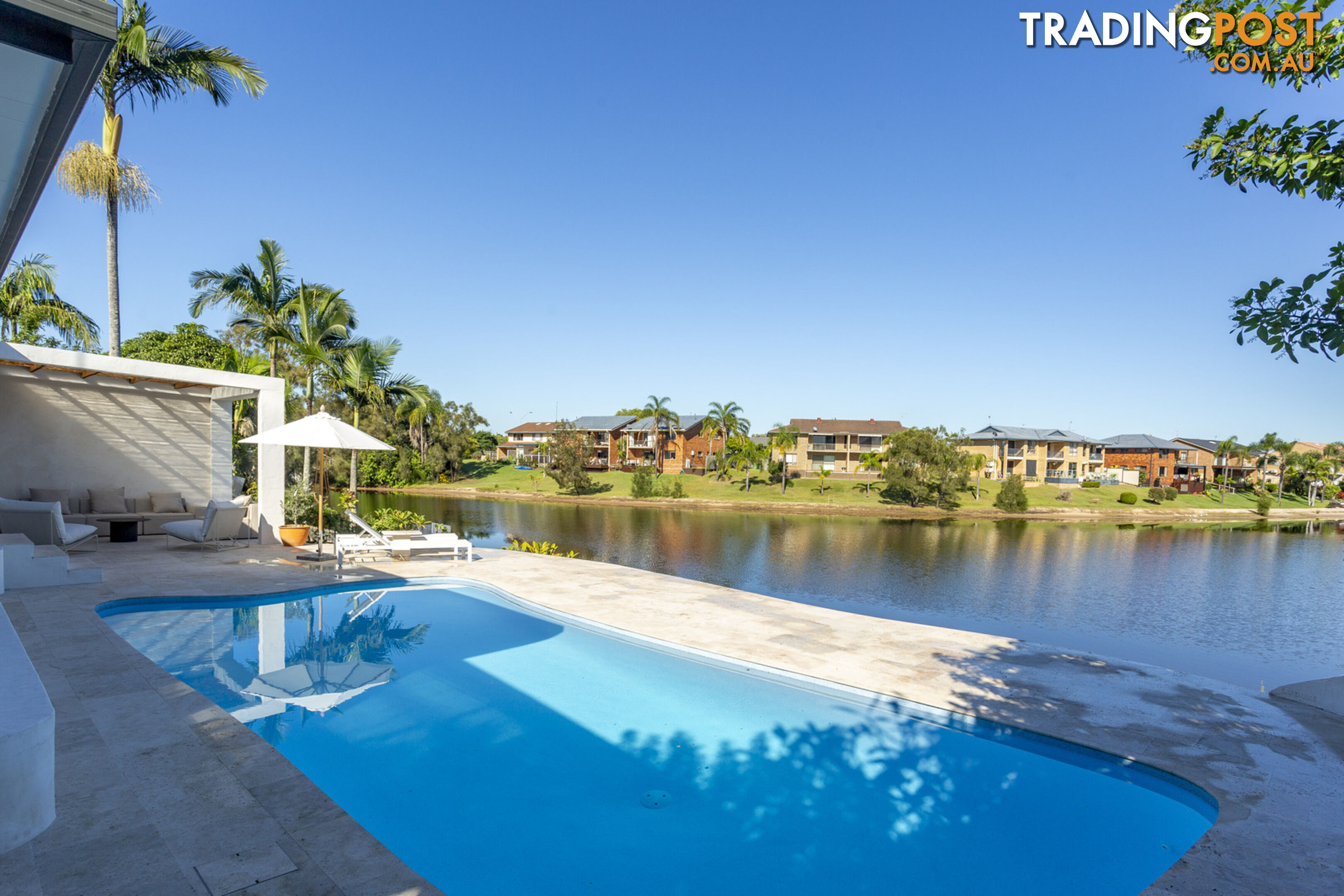 TEN SPOONBILL CRT BURLEIGH WATERS QLD 4220