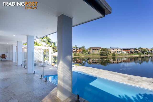 TEN SPOONBILL CRT BURLEIGH WATERS QLD 4220