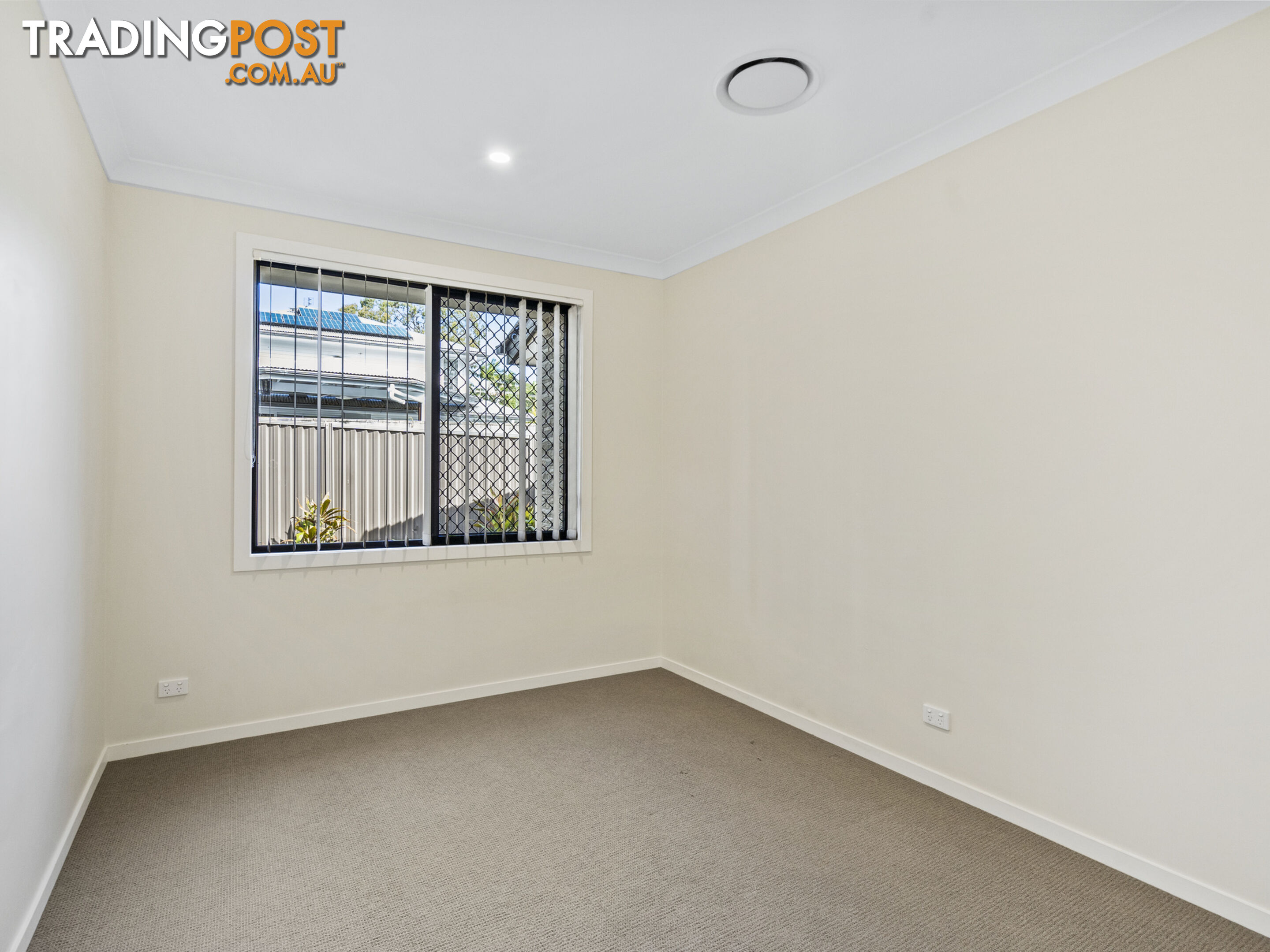 2B Penamber Court BENOWA QLD 4217