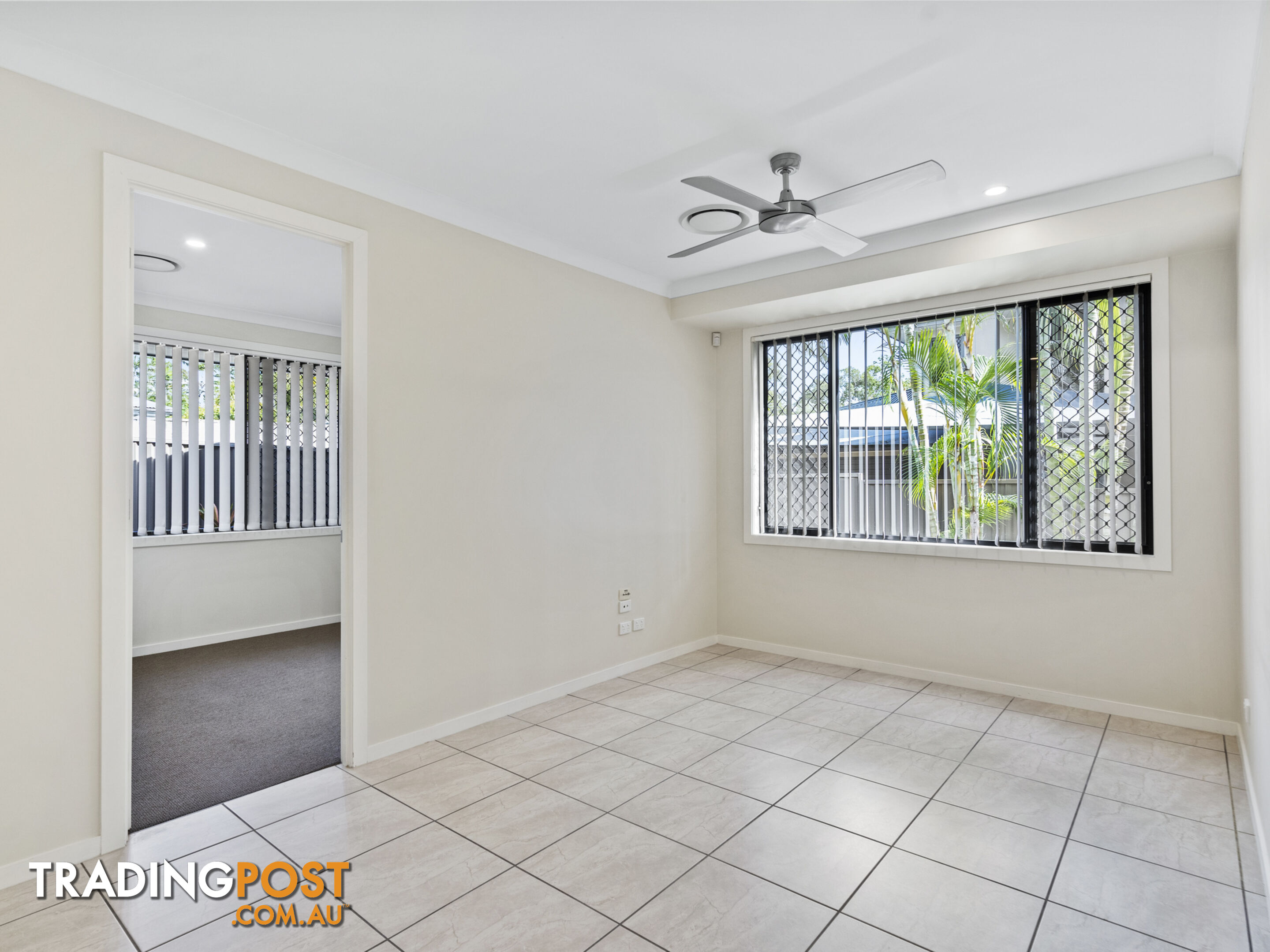 2B Penamber Court BENOWA QLD 4217