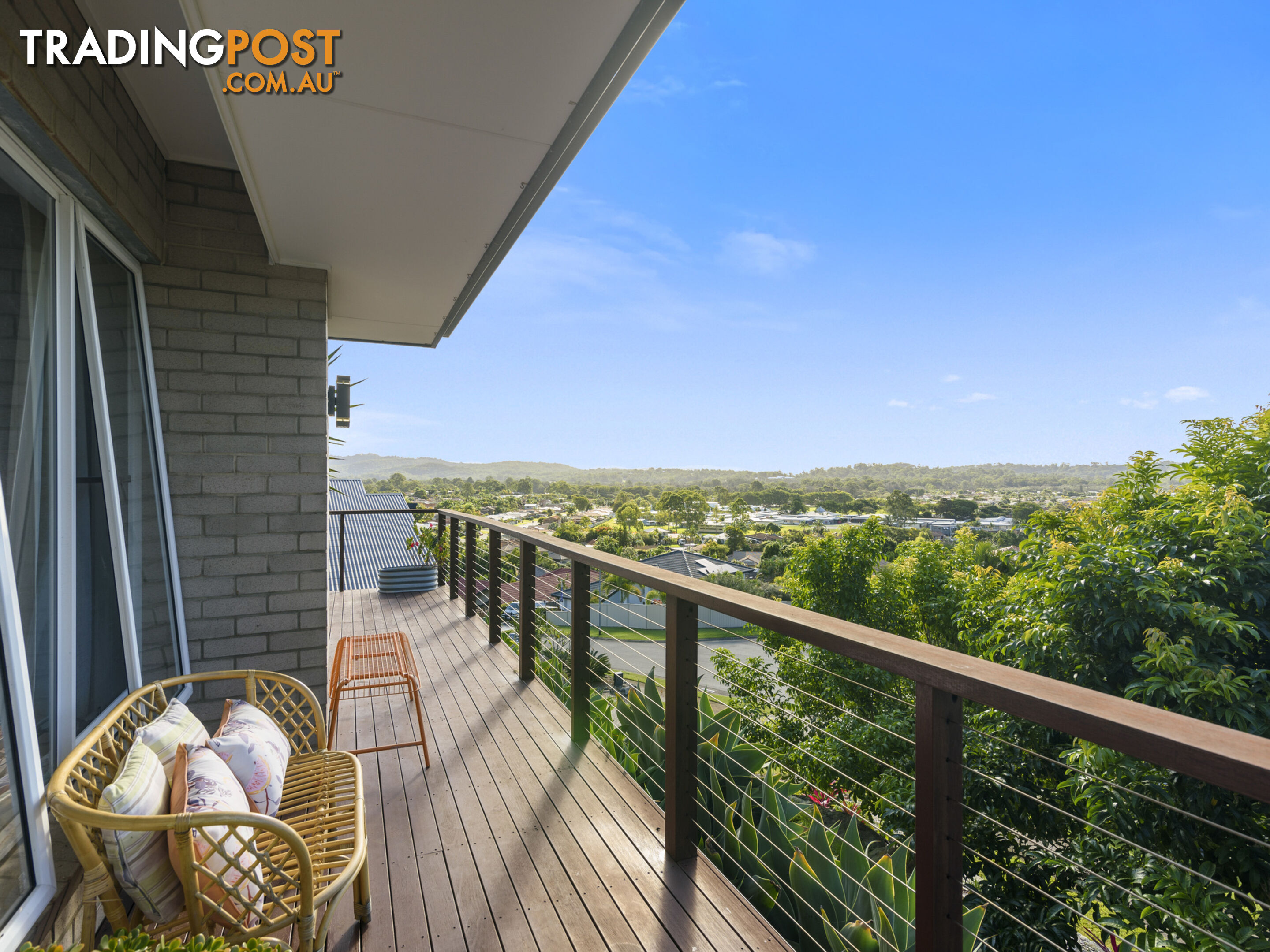 11 Barlee Court ELANORA QLD 4221