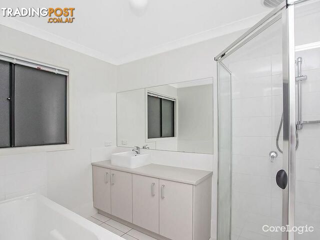 18 Cox Road PIMPAMA QLD 4209