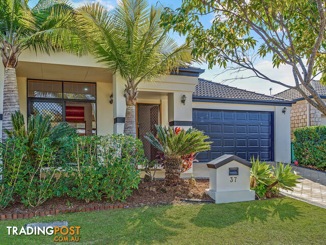 37 North Shore Avenue VARSITY LAKES QLD 4227