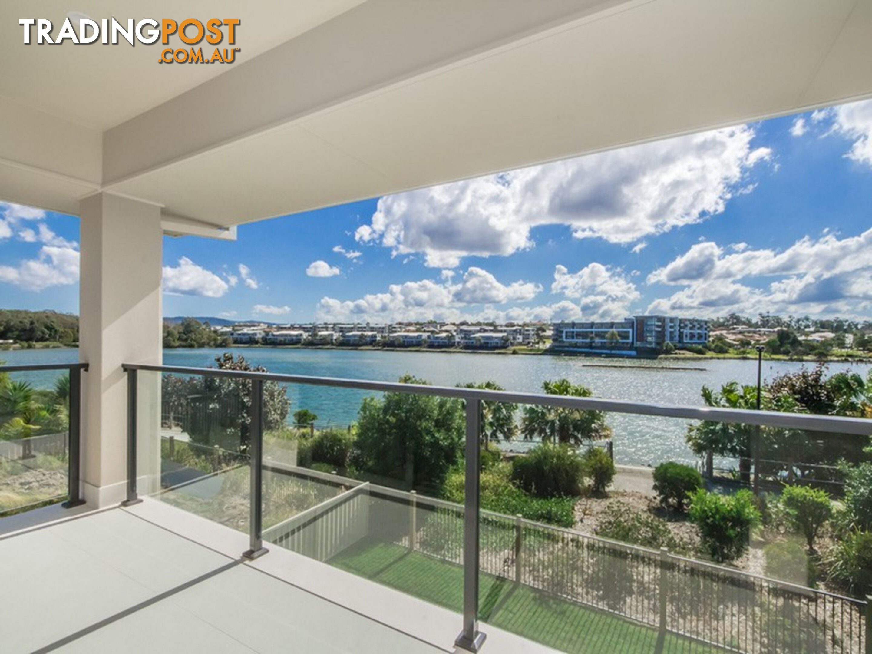 1 Elizabeth Crescent VARSITY LAKES QLD 4227