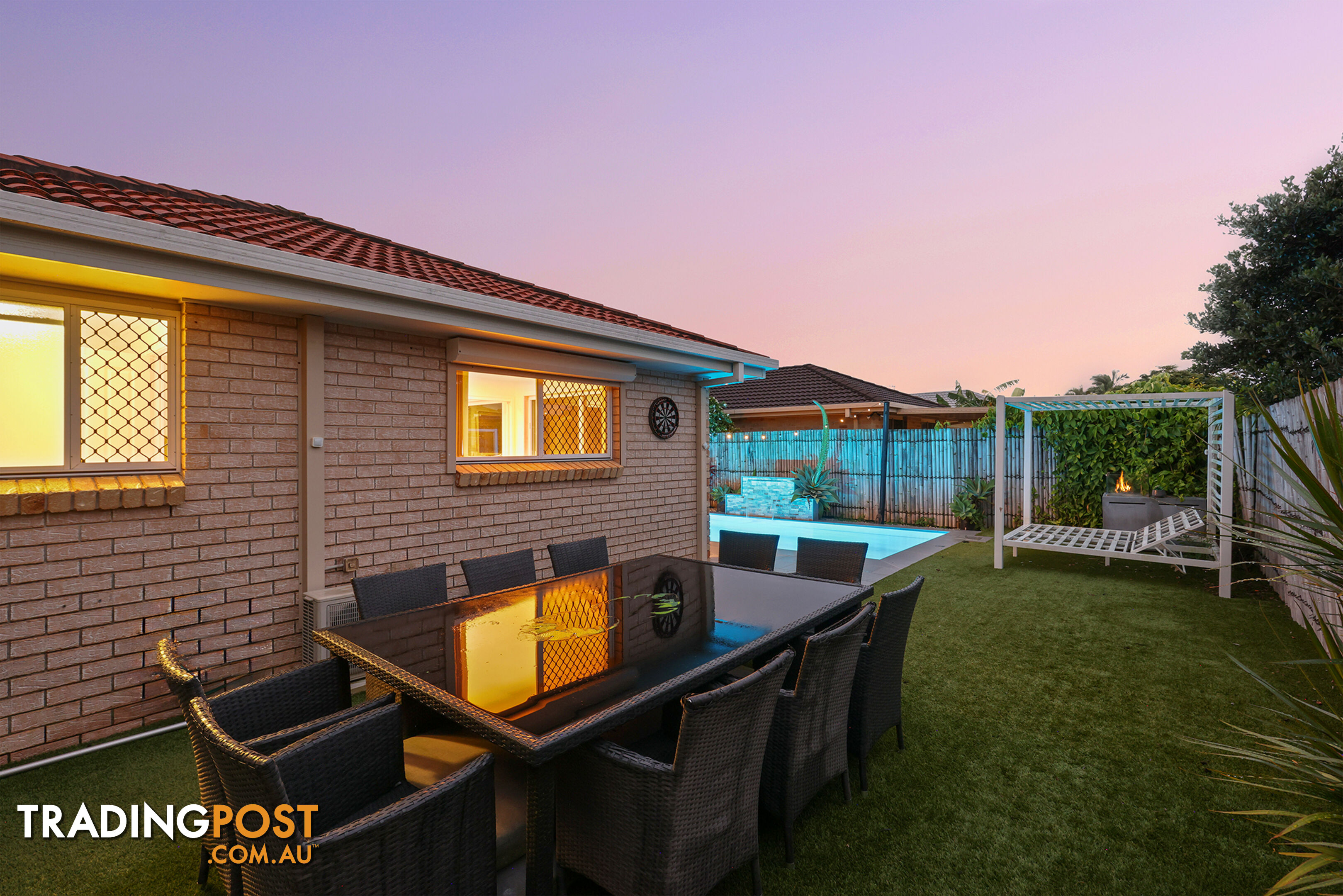 6 Redwing Court BURLEIGH WATERS QLD 4220