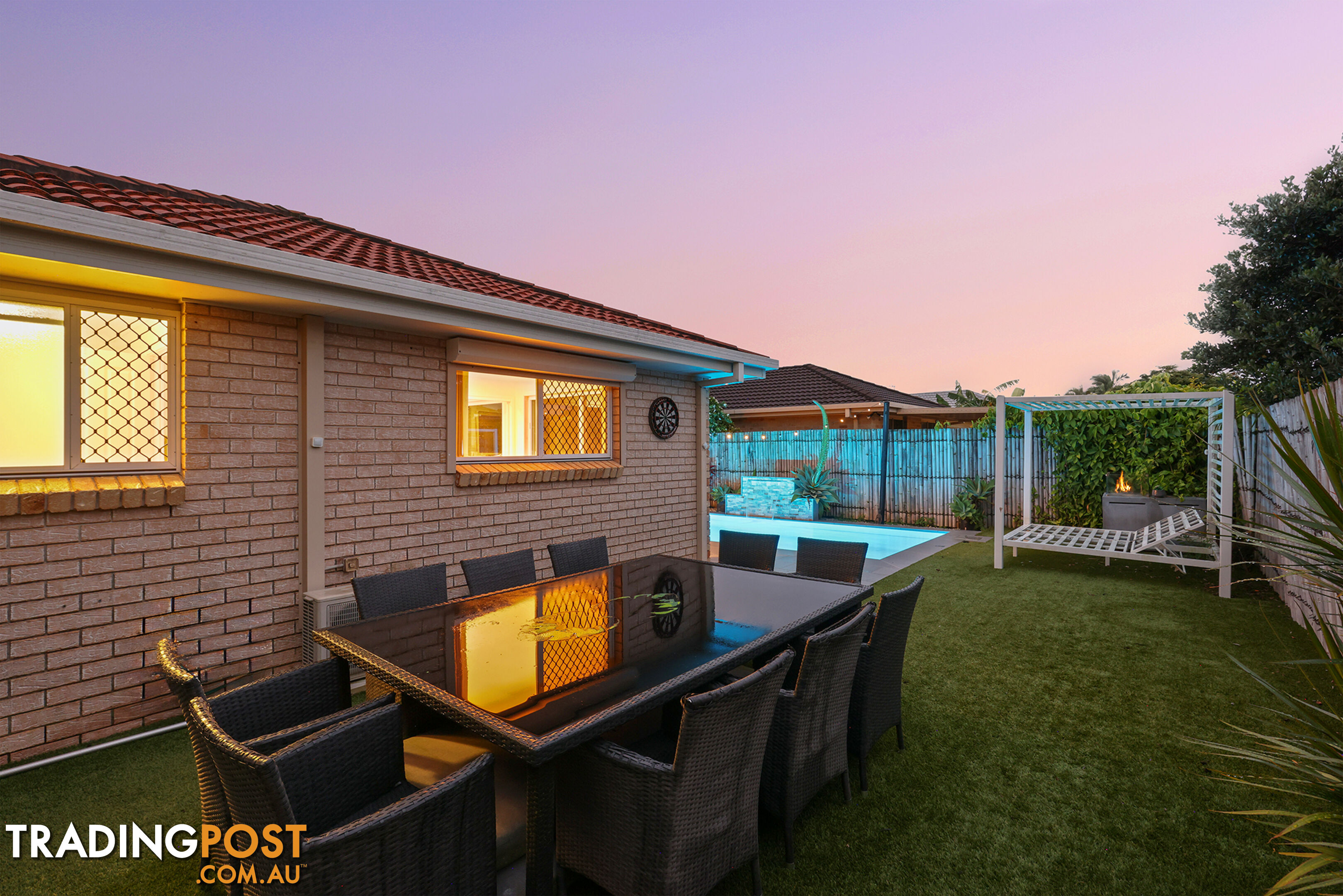 6 Redwing Court BURLEIGH WATERS QLD 4220