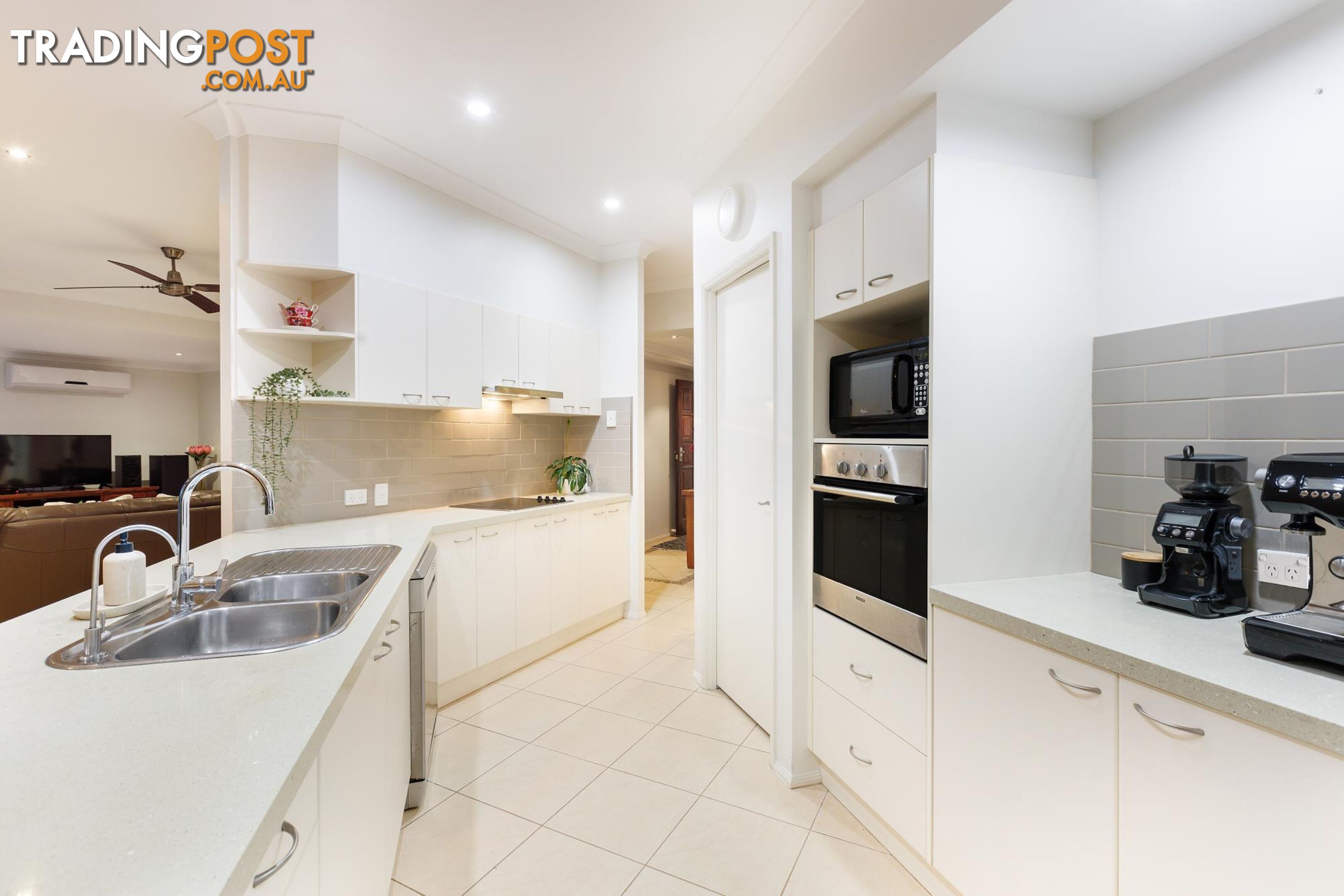 17 Marriott Way HIGHLAND PARK QLD 4211