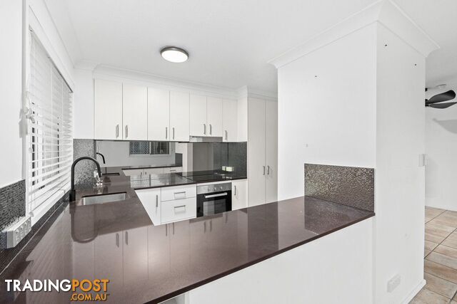 6/14 Jefferson Lane PALM BEACH QLD 4221