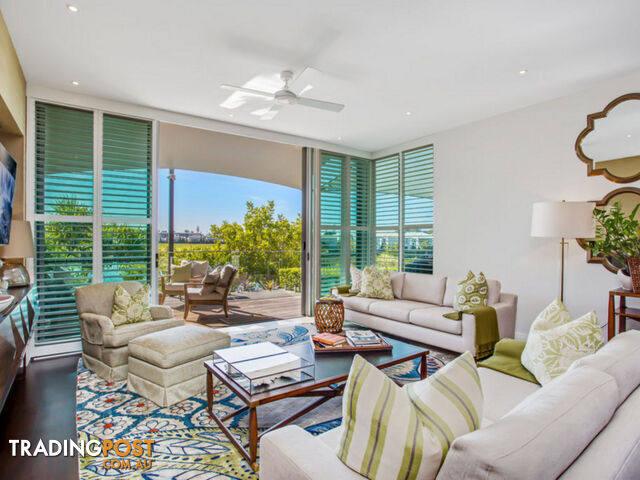 5057 Emerald Island Drive CARRARA QLD 4211