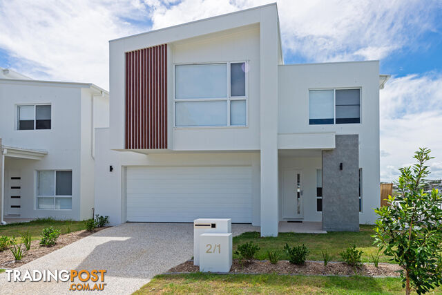 2/1 Lyra Avenue HOPE ISLAND QLD 4212