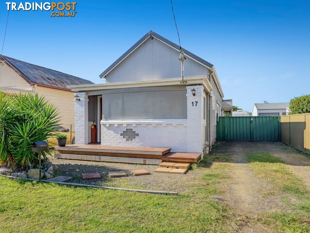 17 Hall Street WESTON NSW 2326