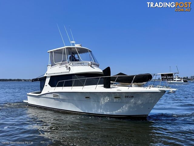 1989 Mariner 3800 Flybridge Cruiser " DUAL HELMs "