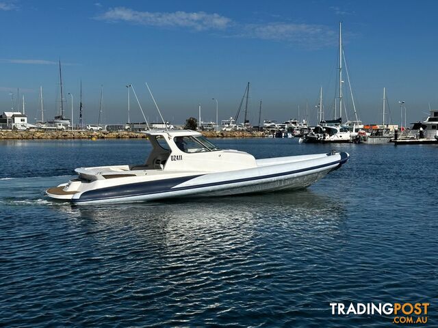 2008 Cougar R11 " Cruise at 40knots "