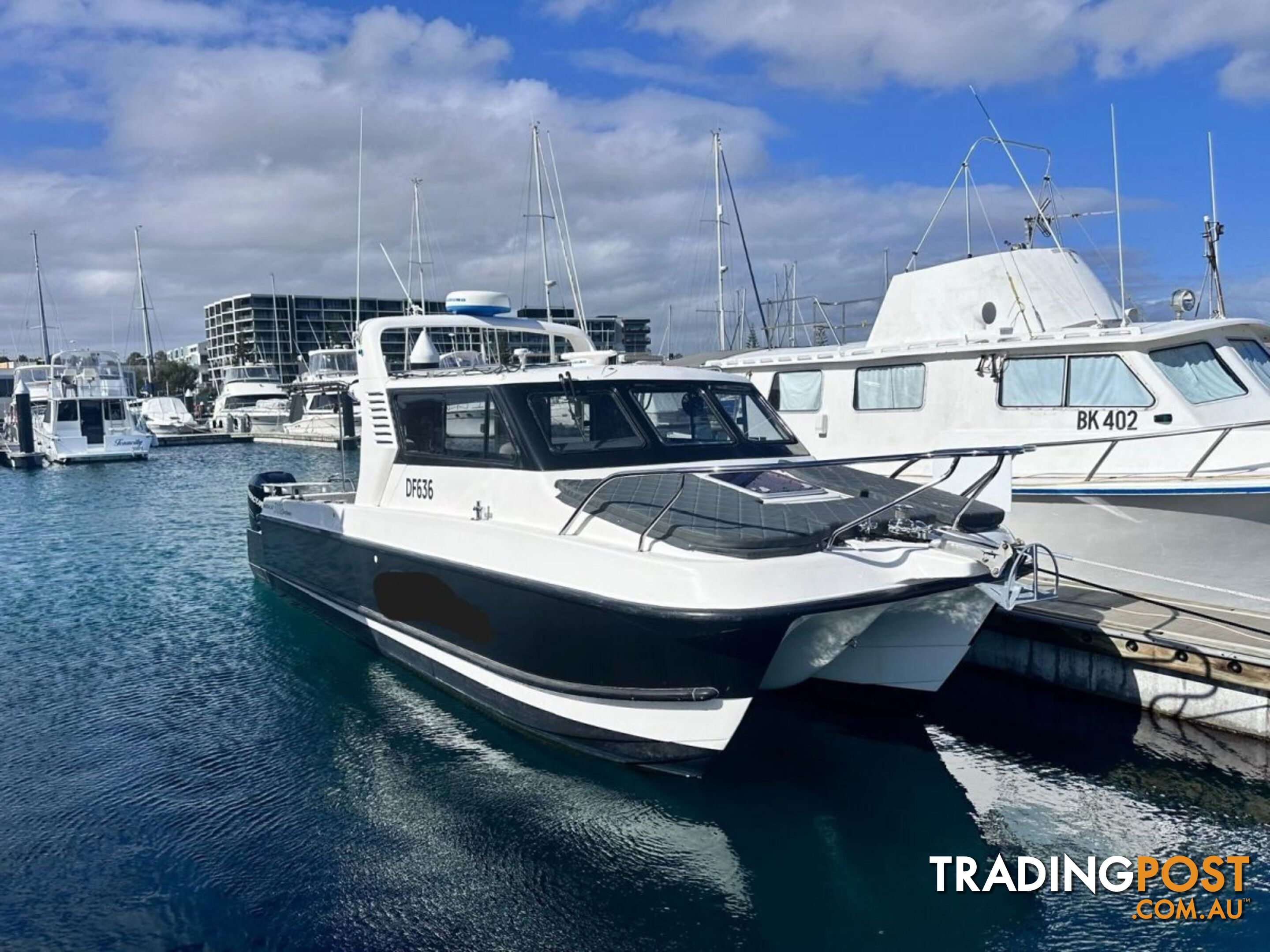 2005 Noosa Cat 3100 Cuddy