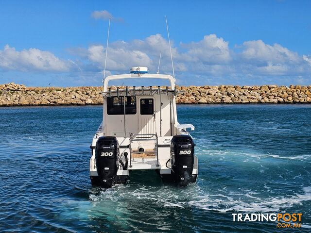 2005 Noosa Cat 3100 Cuddy