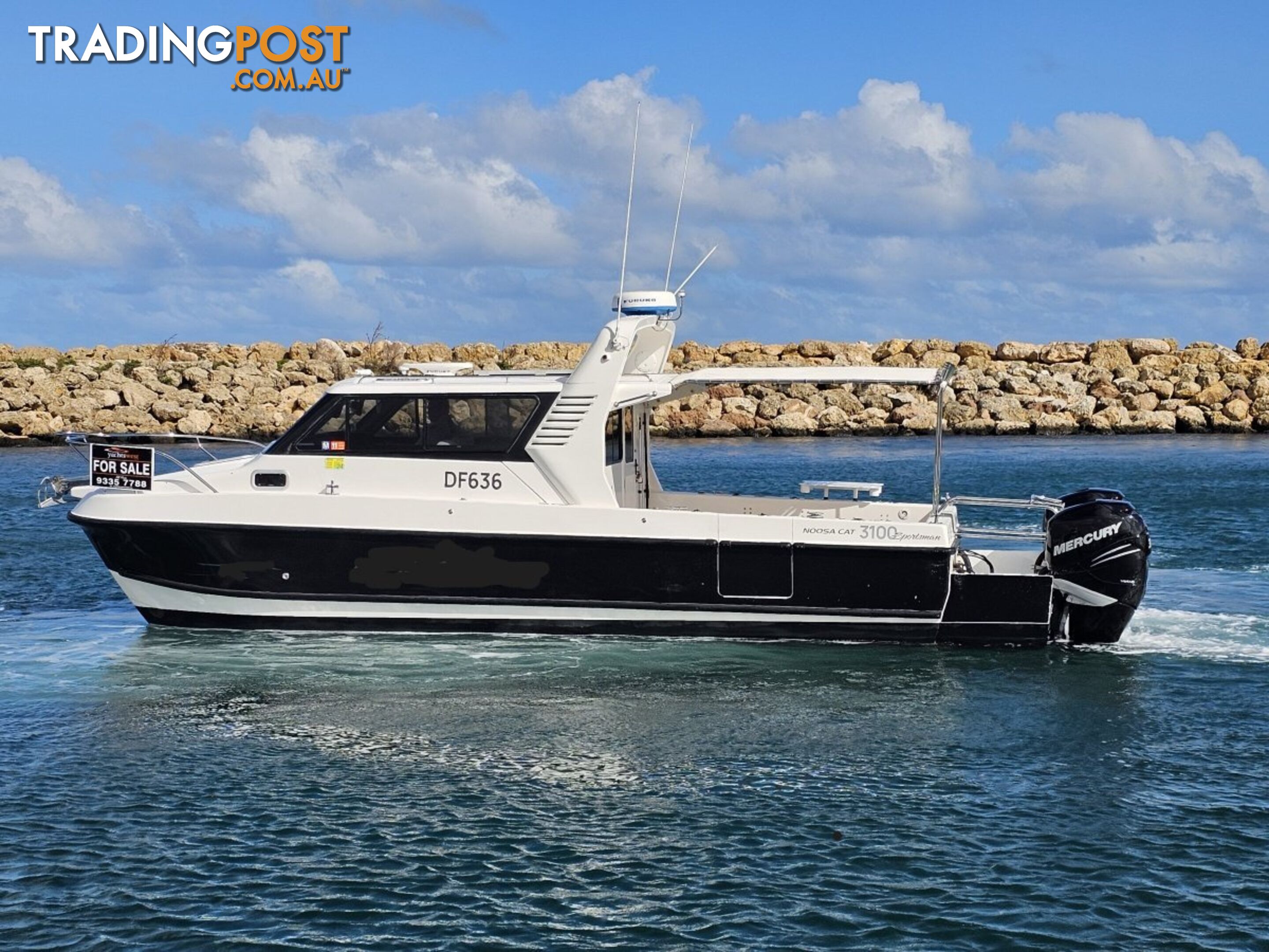 2005 Noosa Cat 3100 Cuddy