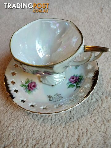 VINTAGE 1950's FINE CHINA LUSTREWARE 2 TEACUP AND SAUCER SETS JAPANESE MADE