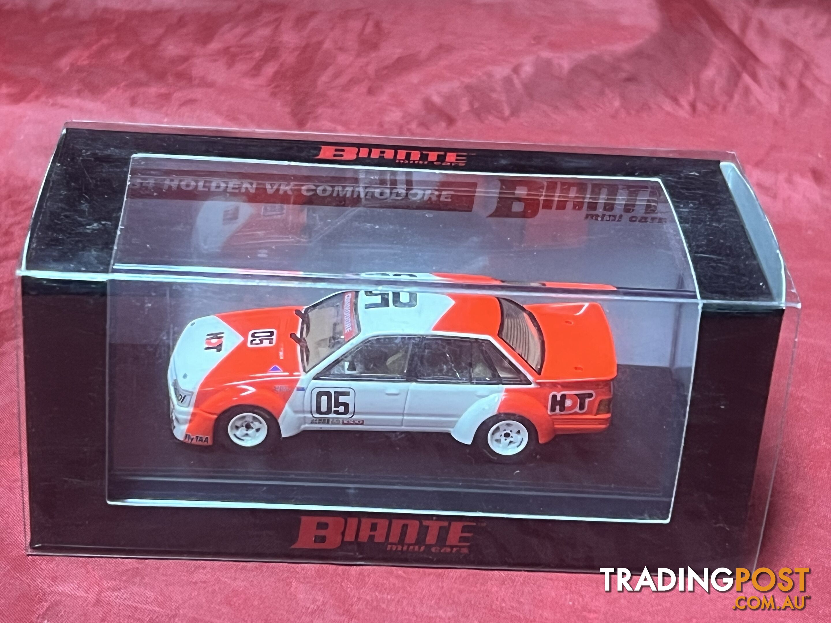 1/64 Holden VK Brock/Perkins 1984 Bathurst winner #05 NOS