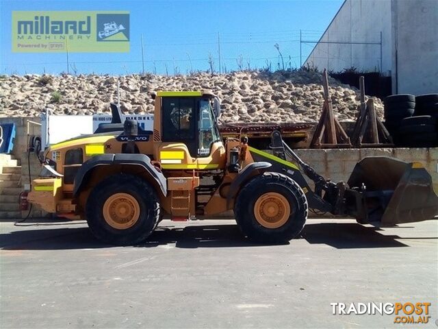 2017 Volvo L120H Wheel Loader (MM099)