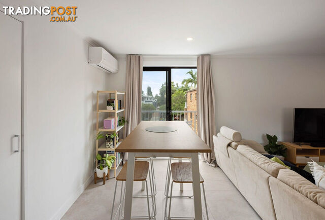 14/28 Hunter Avenue LABRADOR QLD 4215 - photo 4 of 6