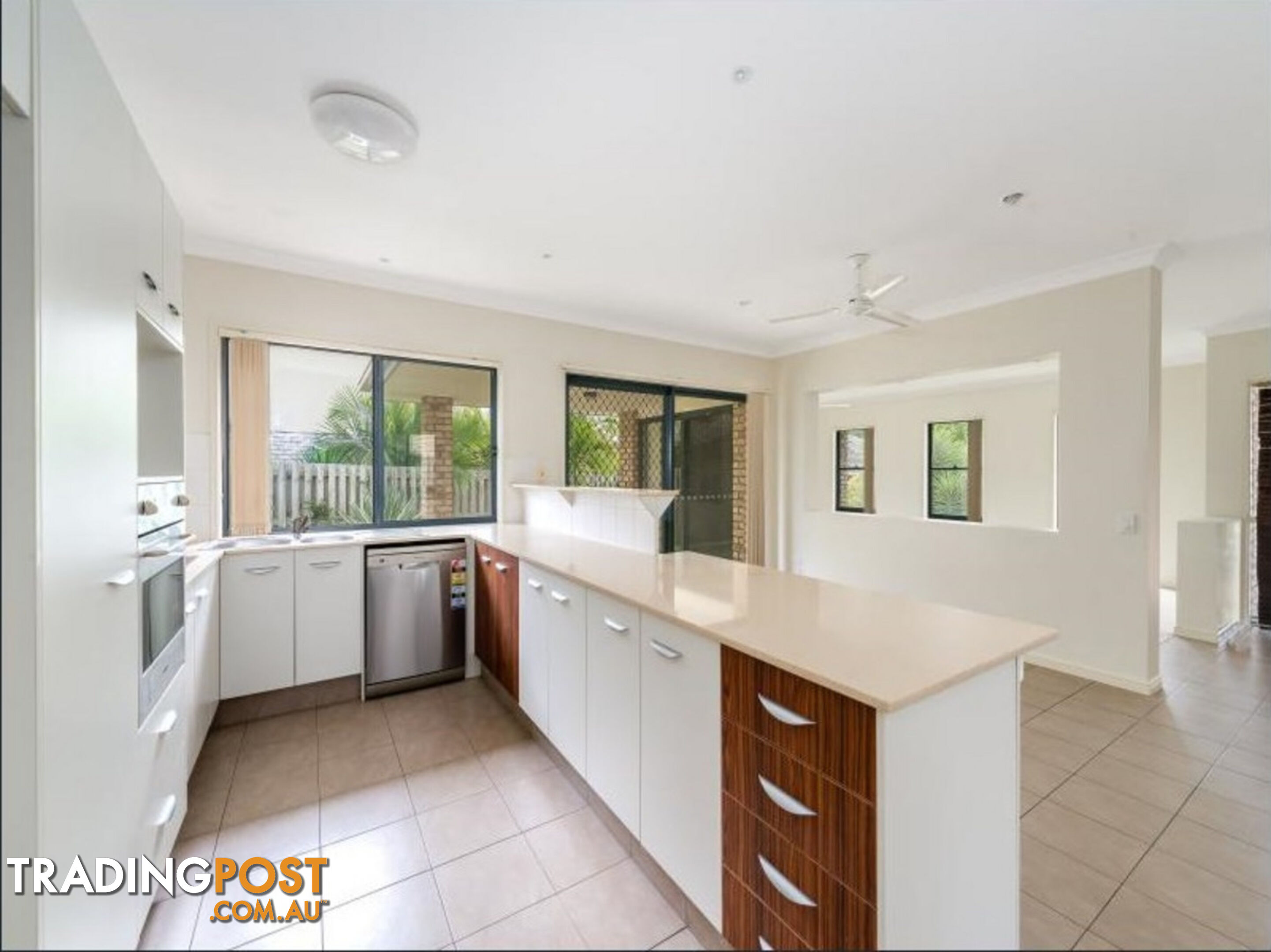 14 Shawnee Crescent PIMPAMA QLD 4209