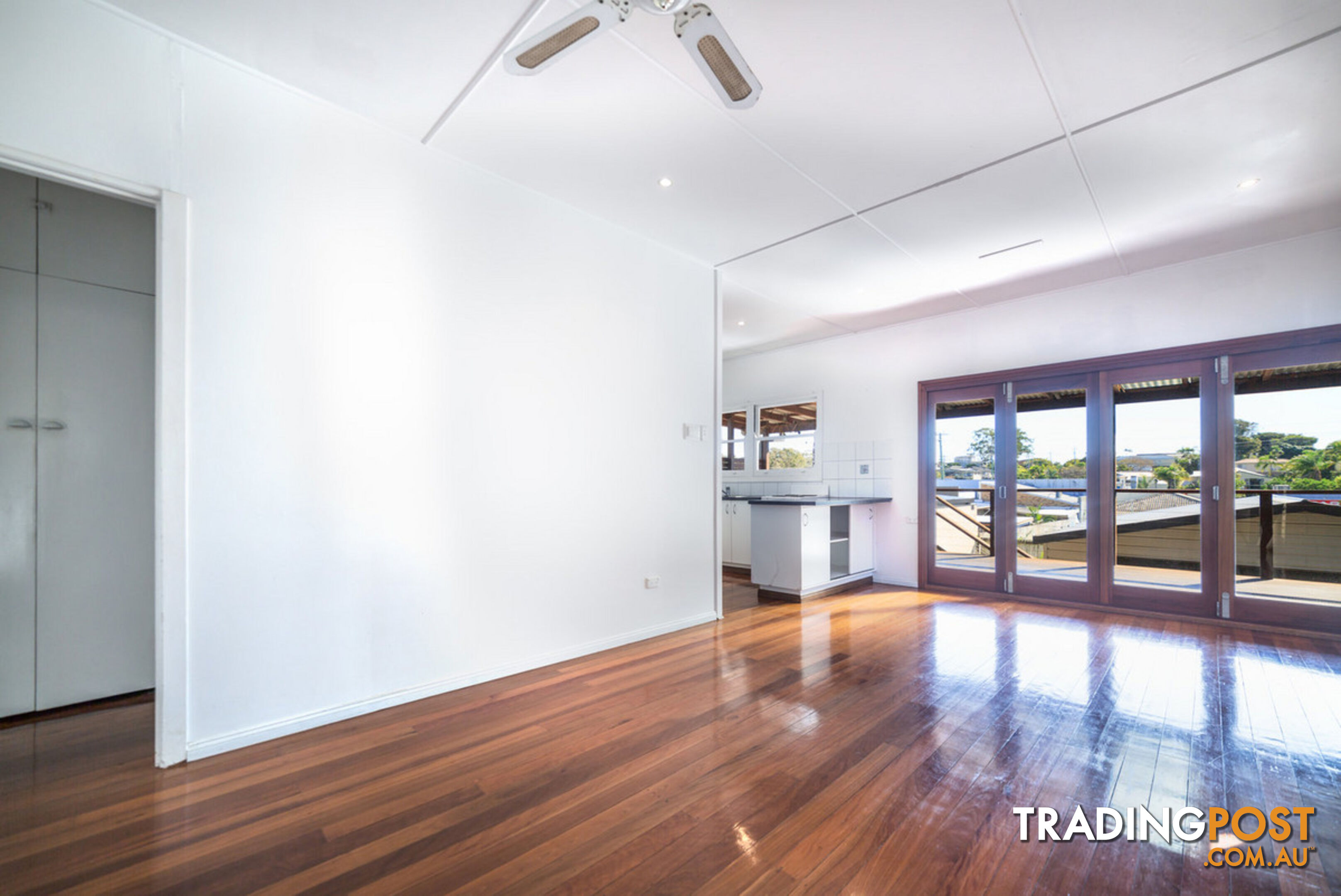15 Fisher Avenue SOUTHPORT QLD 4215