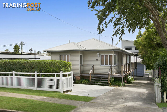 15 Fisher Avenue SOUTHPORT QLD 4215
