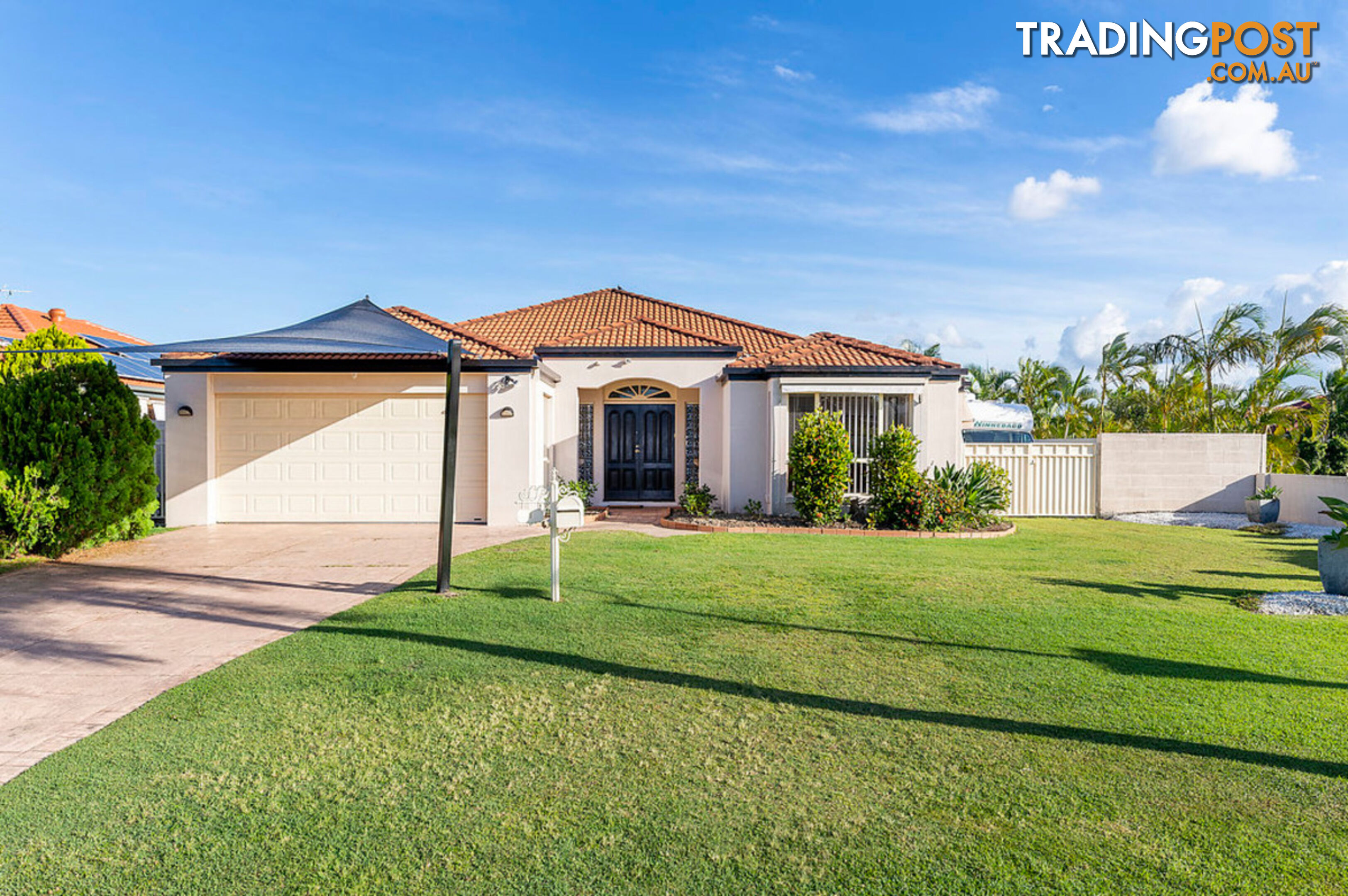 1 Grande Entrance HELENSVALE QLD 4212