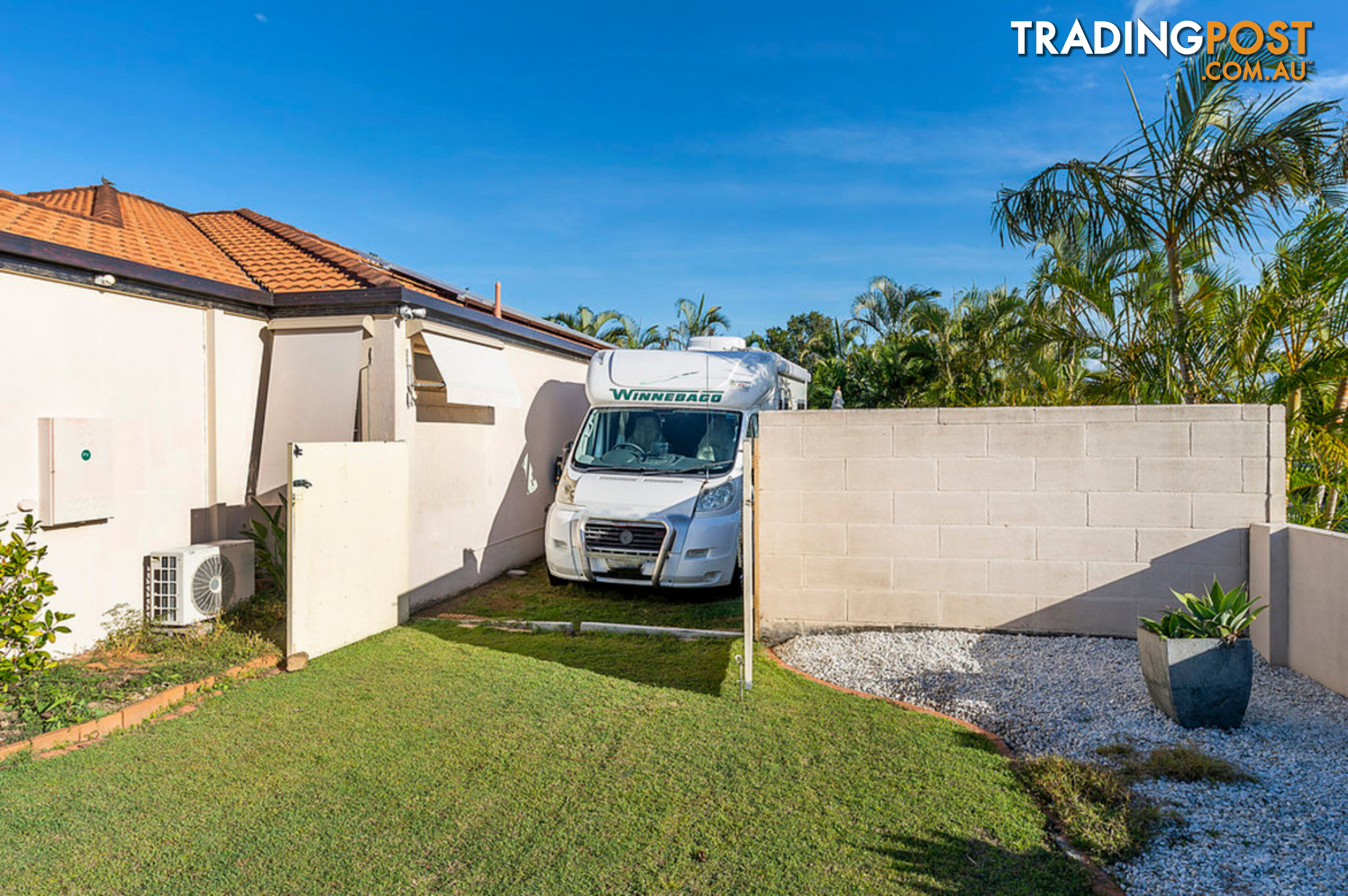 1 Grande Entrance HELENSVALE QLD 4212