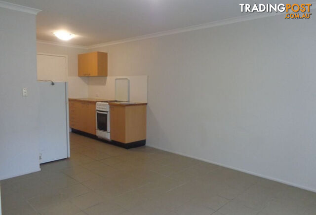 2/6 Gray Street SOUTHPORT QLD 4215