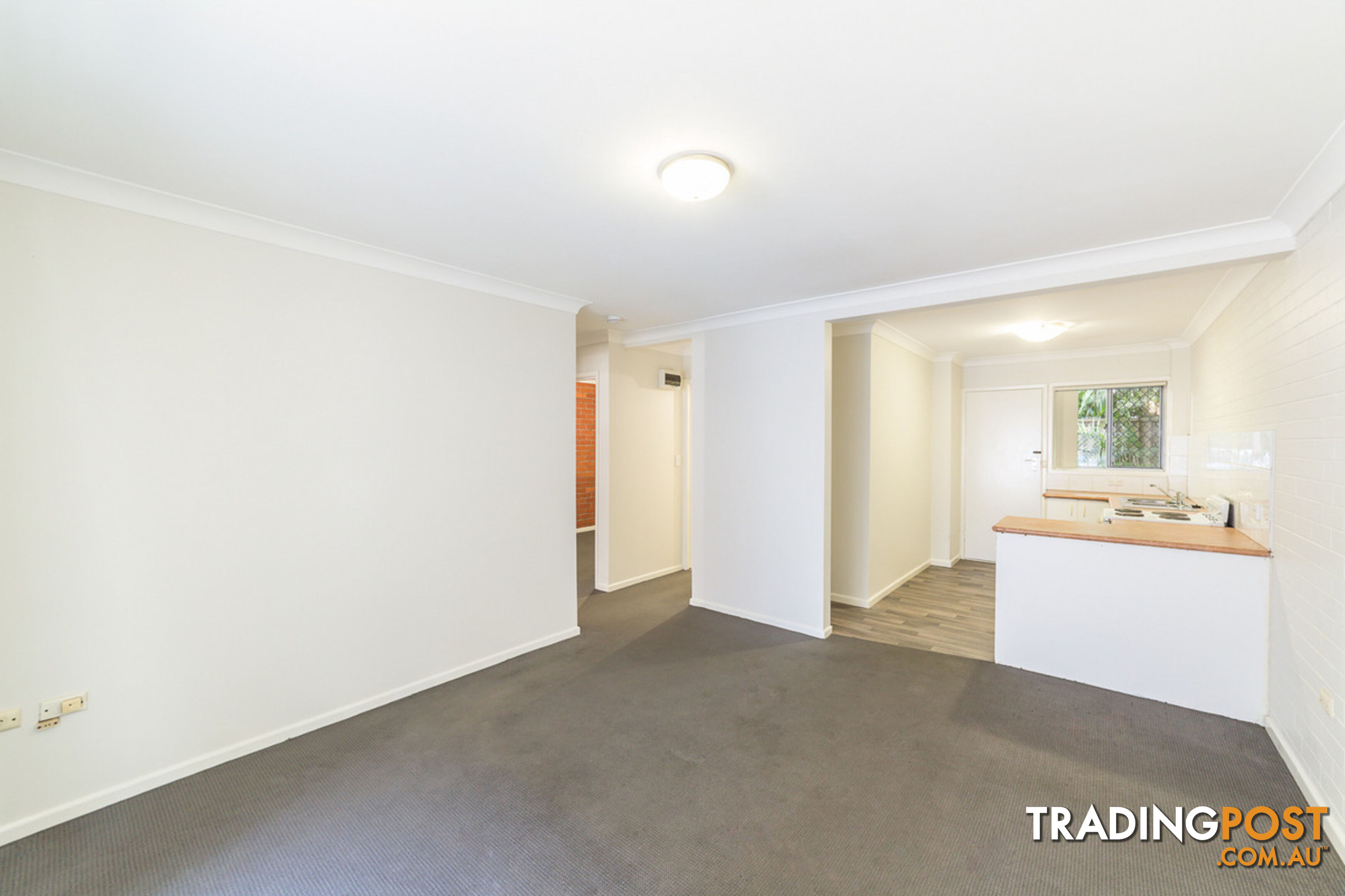 2/5 North Street SOUTHPORT QLD 4215