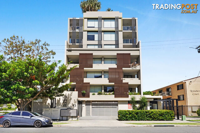 1/43 Lenneberg Street SOUTHPORT QLD 4215