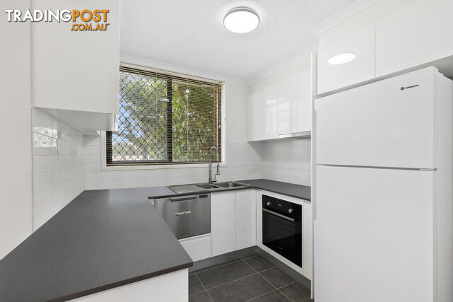 1/18 Garden Street SOUTHPORT QLD 4215