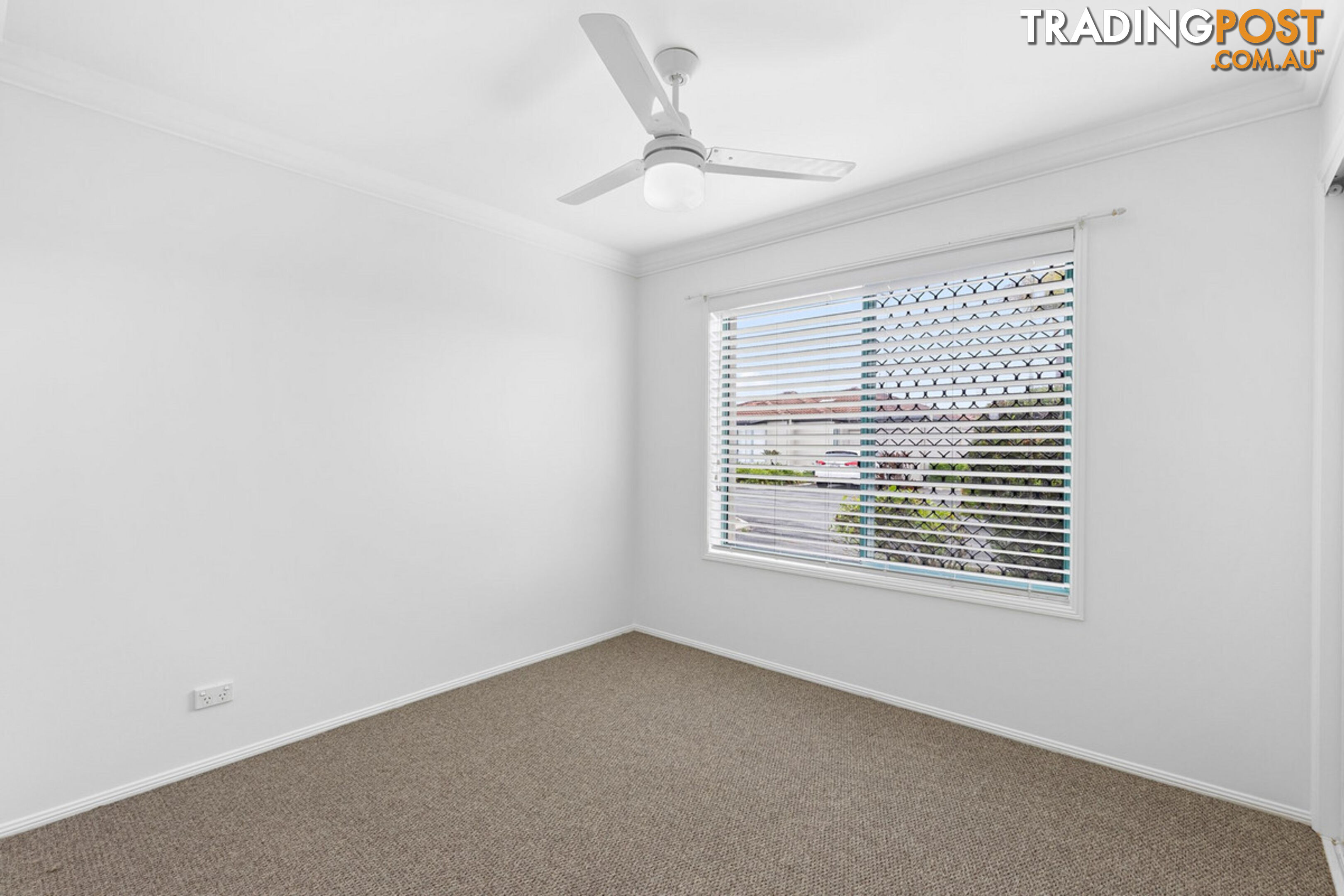 4/222 Central Street LABRADOR QLD 4215