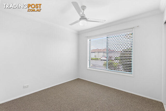 4/222 Central Street LABRADOR QLD 4215