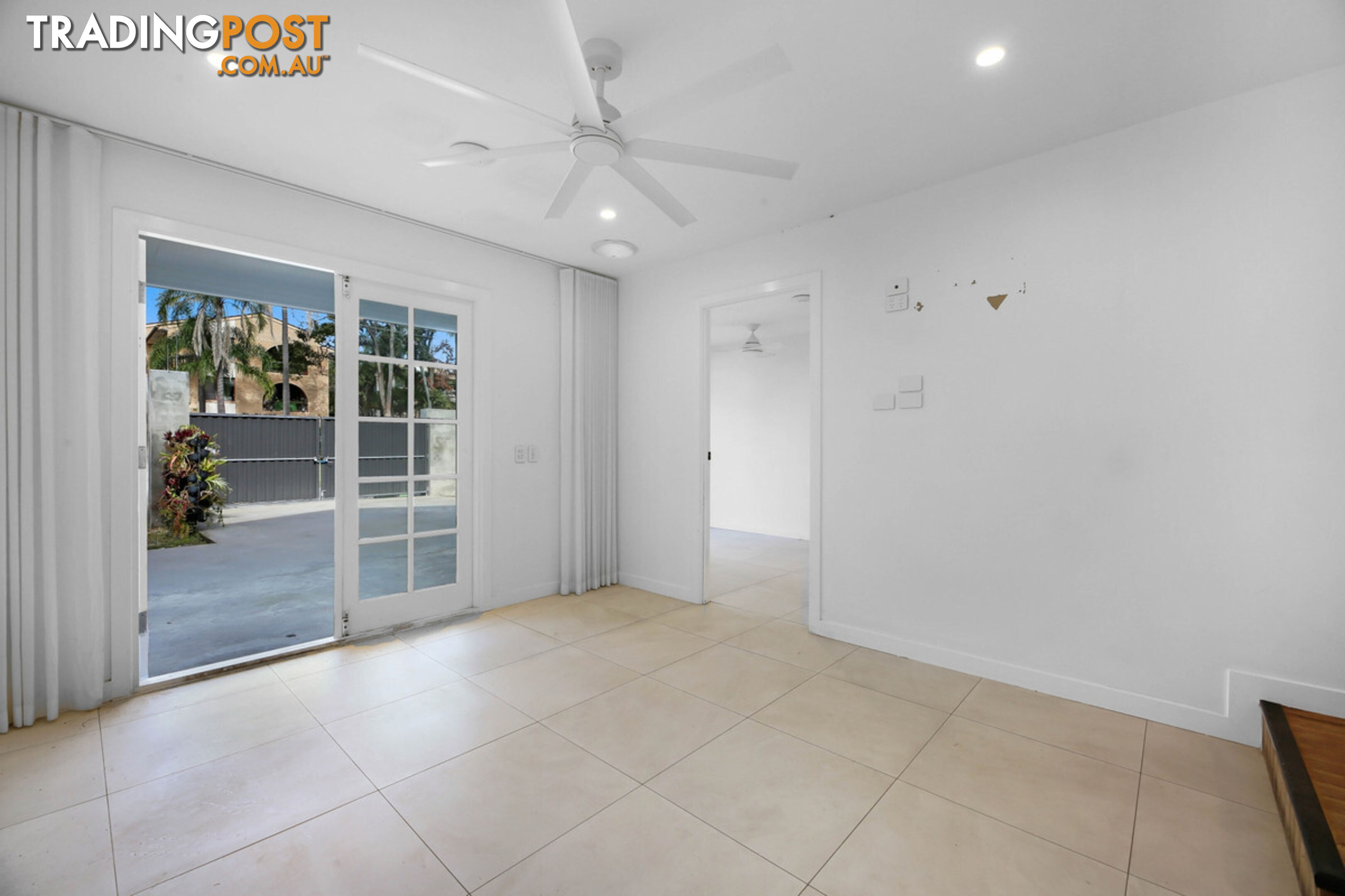 19 Genoa Street SURFERS PARADISE QLD 4217