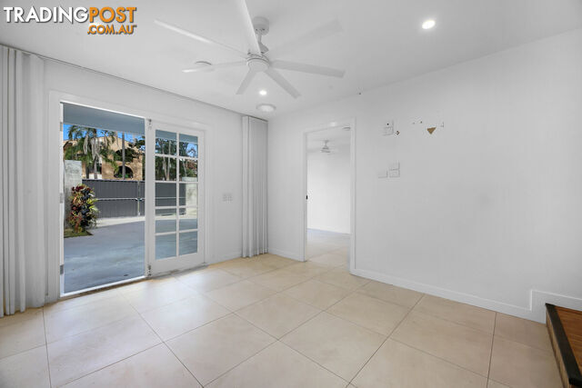 19 Genoa Street SURFERS PARADISE QLD 4217