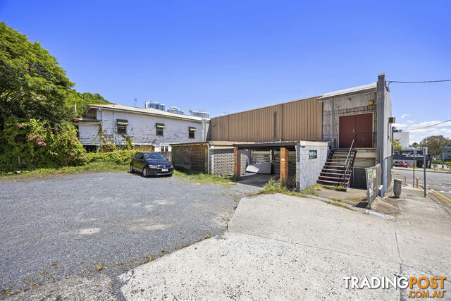 3/111 Scarborough Street SOUTHPORT QLD 4215 - photo 4 of 7