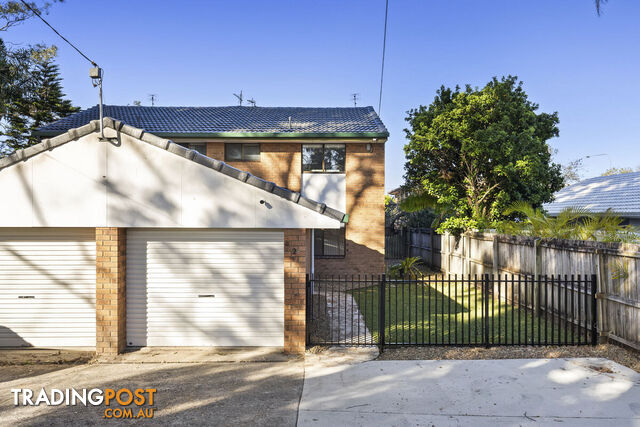 2/11 Waratah Avenue BIGGERA WATERS QLD 4216