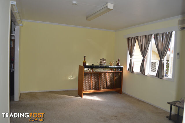 6 Wilson Street LABRADOR QLD 4215