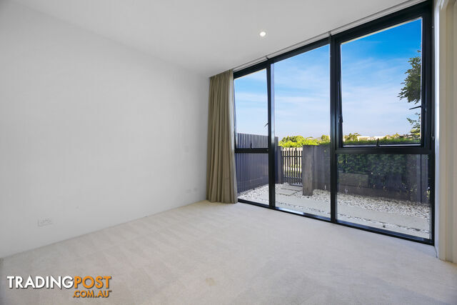 109w/1 Marina Drive BENOWA QLD 4217